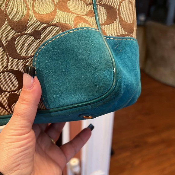 Coach Tote Bag - Picture 12 of 15